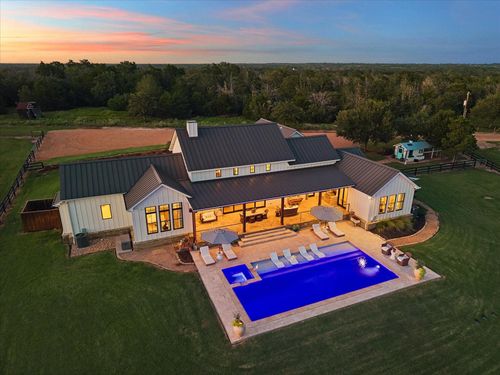 1600 S Weyand Rd, Round Top, TX, 78954-5239 | Card Image