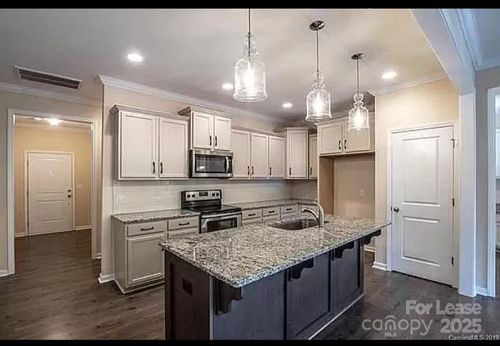 615 Samet St, Fort Mill, SC, 29715-6710 | Card Image