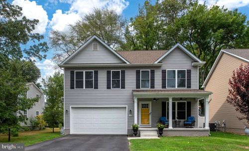 133 7th St, Colonial Beach, VA, 22443-1603 | Card Image