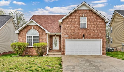 2581 Alex Overlook Way, Clarksville, TN, 37043-5665 | Card Image