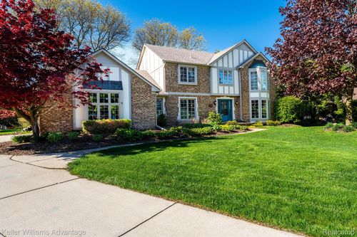 46603 Greenridge Dr, Northville Township, MI, 48167-1799 | Card Image