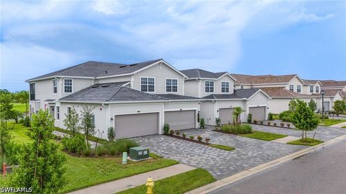 7711-5674 Melbourne Ct, Ave Maria, FL, 34142-5312 | Card Image
