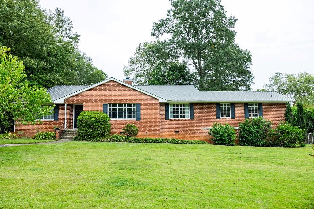 Pinedale Dr, Opelika, AL 36801