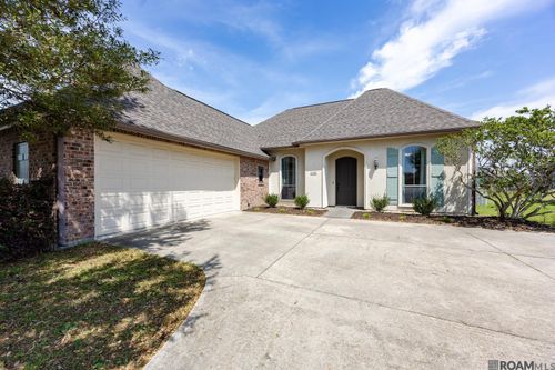 4352 Monte Vista Dr, Addis, LA, 70710-3025 | Card Image