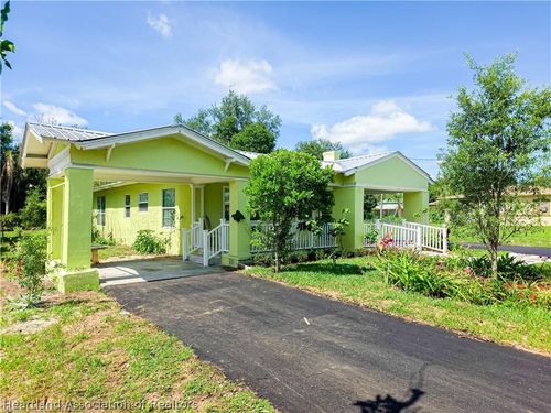17 Wilkes St, AVON PARK, FL, 33825-3726 | Card Image