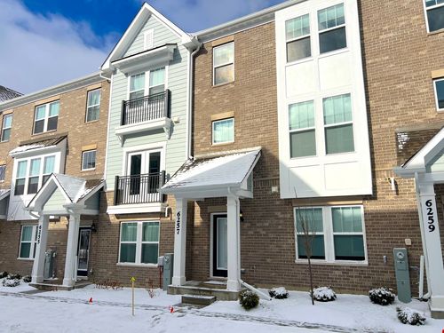 6257-6257 Sandbelt Dr, Woodridge, IL, 60517-4076 | Card Image