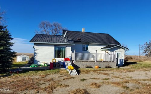 1710 88th St Se, Strasburg, ND, 58573-9109 | Card Image