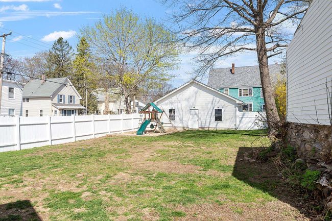 45 Franklin St, House other with 3 bedrooms, 2 bathrooms and null parking in Derry NH | Image 36