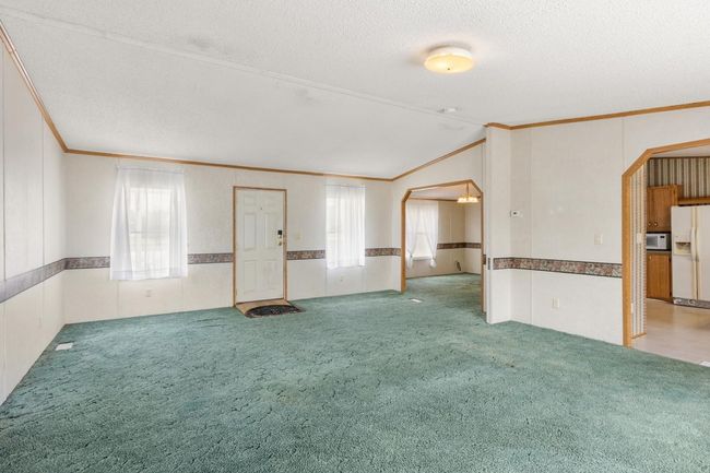 153 Angelia Dr, House other with 3 bedrooms, 2 bathrooms and 4 parking in Cedar Creek TX | Image 6