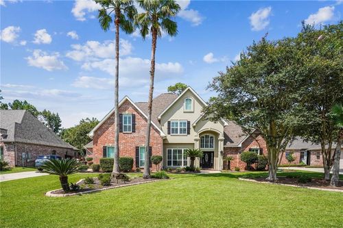 127 Morningside Dr, Mandeville, LA, 70448-7572 | Card Image