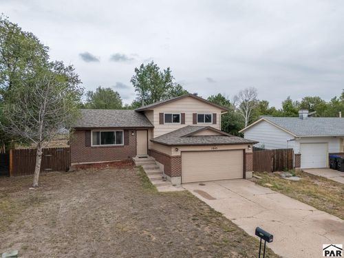 1945 Mineola St, Colorado Springs, CO, 80915-1909 | Card Image