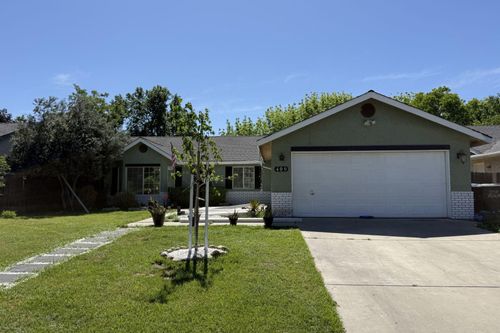409 W Packwood Ave, Visalia, CA, 93277-6534 | Card Image