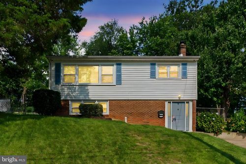 13430 Greenacre Dr, WOODBRIDGE, VA, 22191-1814 | Card Image