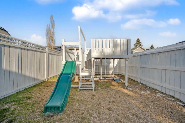 103 Castlegreen Close Ne, Home with 4 bedrooms, 3 bathrooms and 1 parking in Calgary AB | Image 40