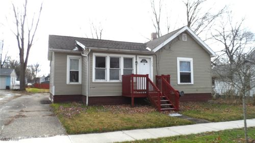 320 Harris St, Kent, OH, 44240-3736 | Card Image