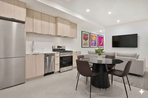 4-28 Salem Ave, Toronto, ON, M6H3C1 | Card Image