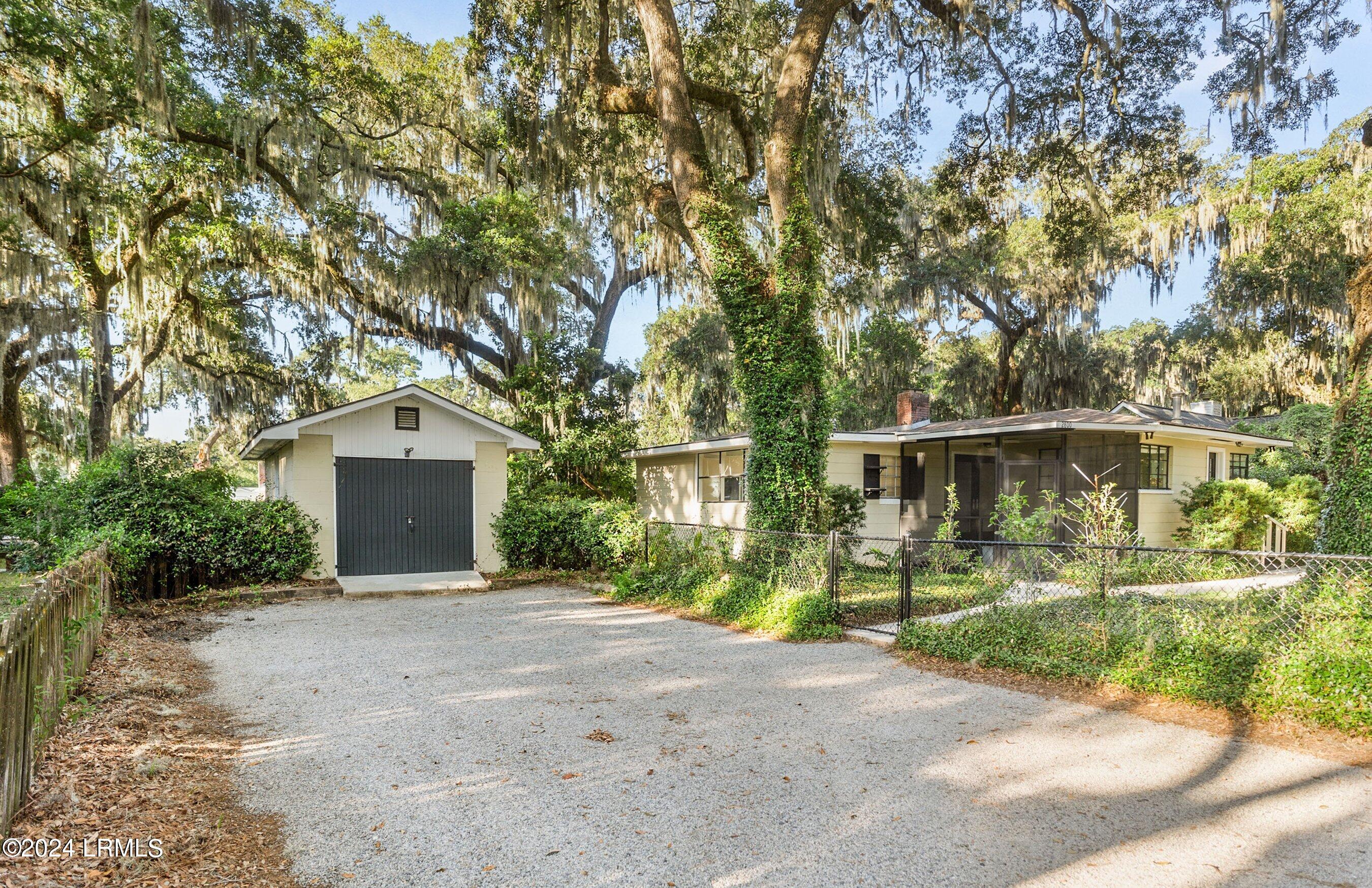 Mossy Oaks Rd, Beaufort, SC 29902