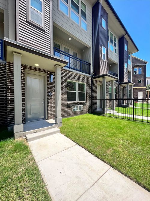 apt-10119-4020 Mcewen Rd, Farmers Branch, TX, 75244-5108 | Card Image