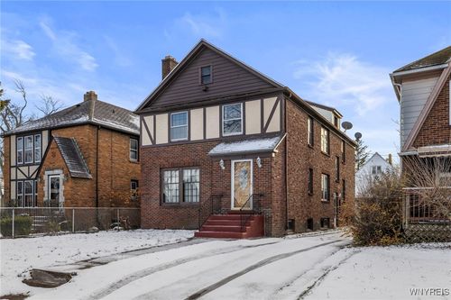 99 Mercer Ave, Buffalo, NY, 14214-1821 | Card Image