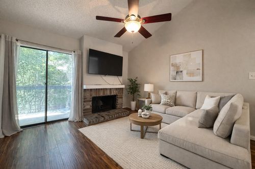 apt-32-7900 N Stadium Dr, Houston, TX, 77030-4415 | Card Image