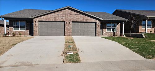 604 Nw 69th Ave, Bentonville, AR, 72713-2183 | Card Image