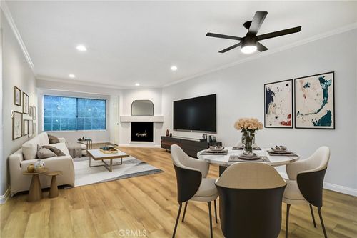 219-5515 Canoga Ave, Woodland Hills, CA, 91364 | Card Image