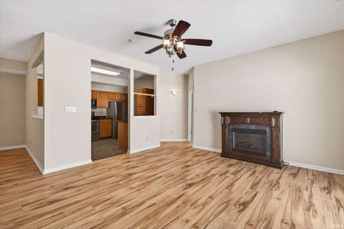 b101-3705 E Barrington Dr, Bloomington, IN, 47408-4428 | Card Image