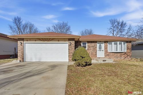2030 Benton St, Lincoln, NE, 68521-4133 | Card Image