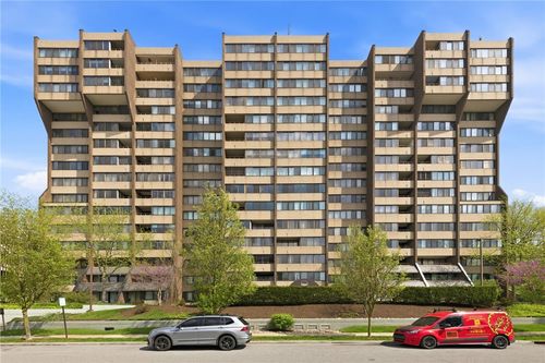 207-750 Washington Rd, Mt. Lebanon, PA, 15228-2053 | Card Image