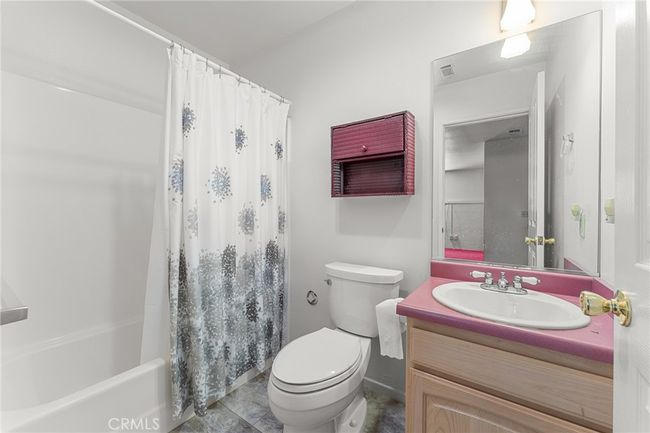 Full Bathroom | Image 17