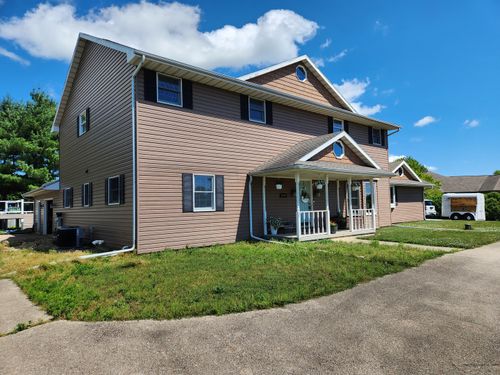 1275 Winn Rd, STERLING, IL, 61081-7608 | Card Image