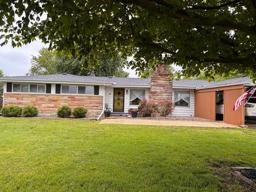 433 Stinson Dr, Mount Vernon, IL, 62864-5719 | Card Image