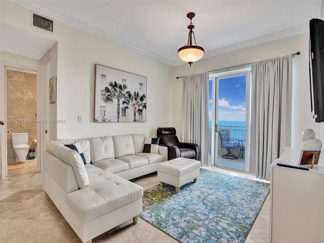 APT-1709 - 3180 S Ocean Dr, Condo with 2 bedrooms, 2 bathrooms and null parking in Hallandale Beach FL | Image 30