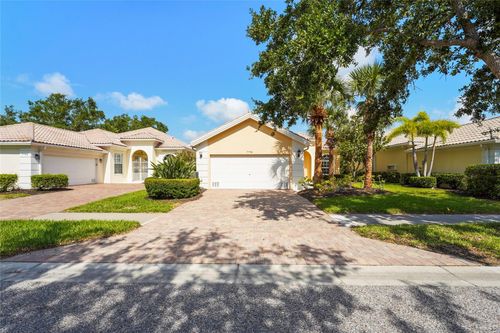 7716 Uliva Way, SARASOTA, FL, 34238-4798 | Card Image