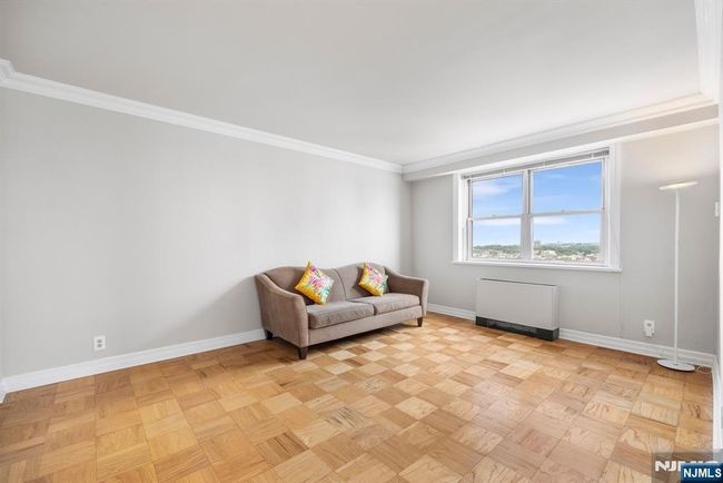 6600 Kennedy Blvd E, House attached with 4 bedrooms, 3 bathrooms and null parking in West New York NJ | Image 19