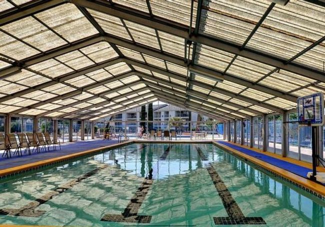 Covered Pool and Spas | Image 18