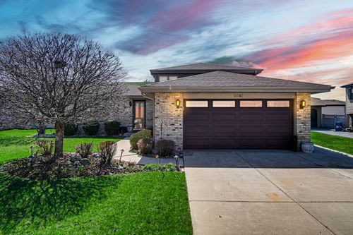 8445 162nd St, Tinley Park, IL, 60487-7521 | Card Image