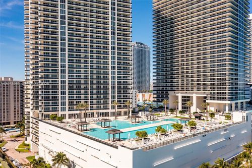 909-1850 S Ocean Dr, Hallandale Beach, FL, 33009-7677 | Card Image