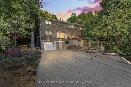 3327 Loughborough Dr, Elginburg, ON, K0H1M0 | Card Image