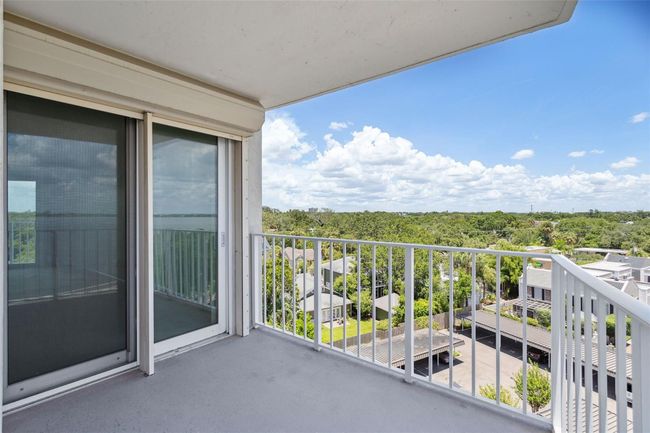 Primary Bedroom Balcony Slider | Image 33