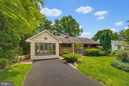 617 Capri Rd, LANCASTER, PA, 17603-6009 | Card Image
