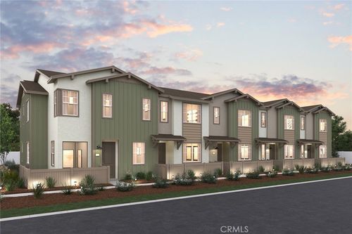 907-9821 Crossbay Loop, Jurupa Valley, CA, 92509-5259 | Card Image