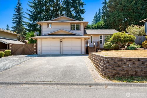 4830 122nd St Se, Everett, WA, 98208-9217 | Card Image