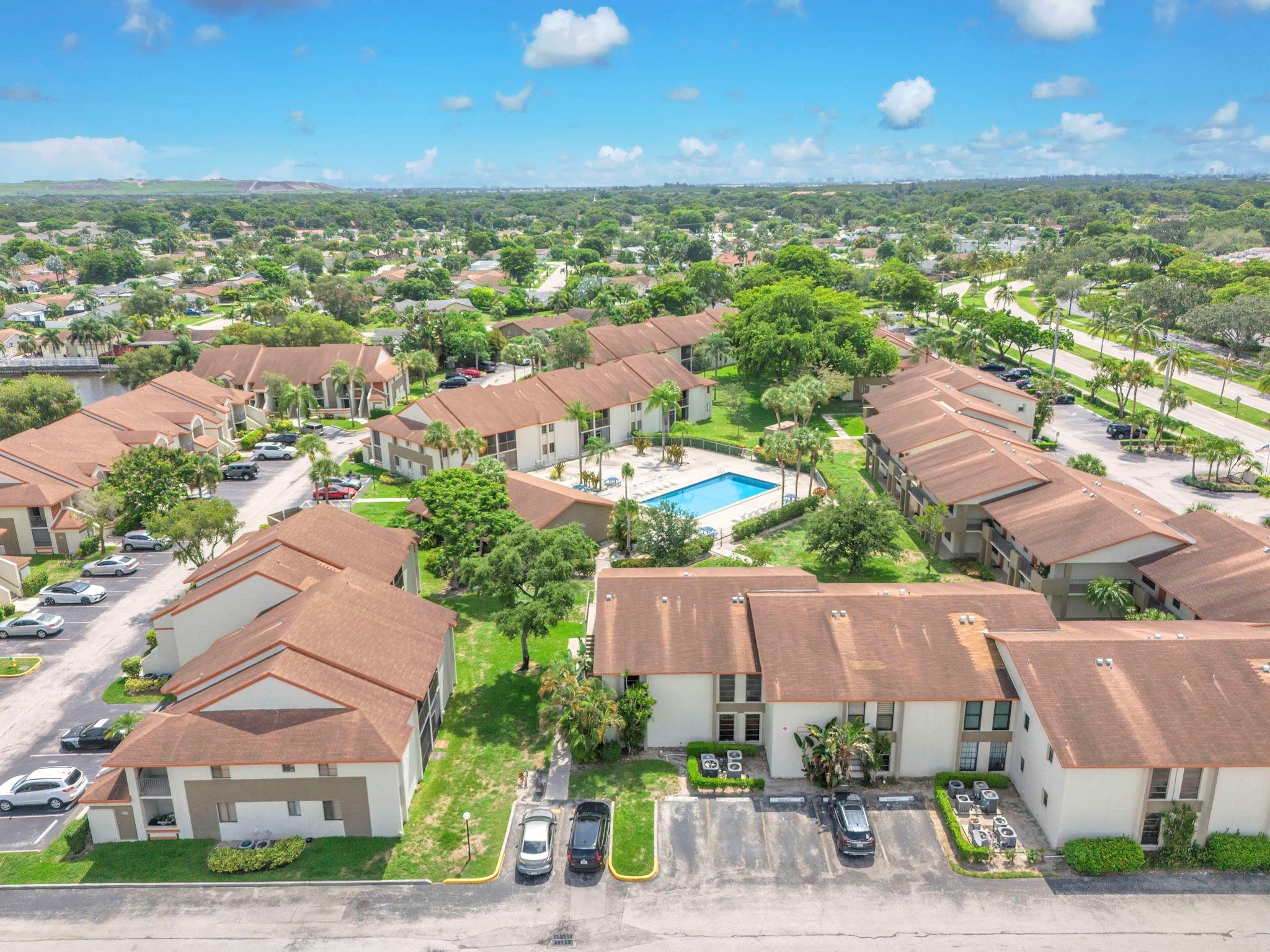 Courtyard Dr, Margate, FL 33063