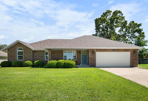 620 E Summit St, Bolivar, MO, 65613-1298 | Card Image