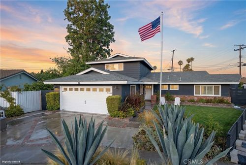 3104 Taft Way, Costa Mesa, CA, 92626 | Card Image
