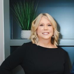 Sandra Hunt