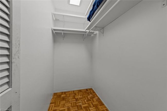 UNIT-906 - 1101 N Elm St, House other with 2 bedrooms, 2 bathrooms and null parking in Greensboro NC | Image 22