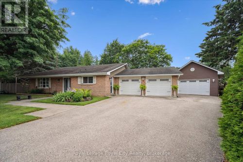 15 Wellington Rd, Belwood, ON, N0B1J0 | Card Image
