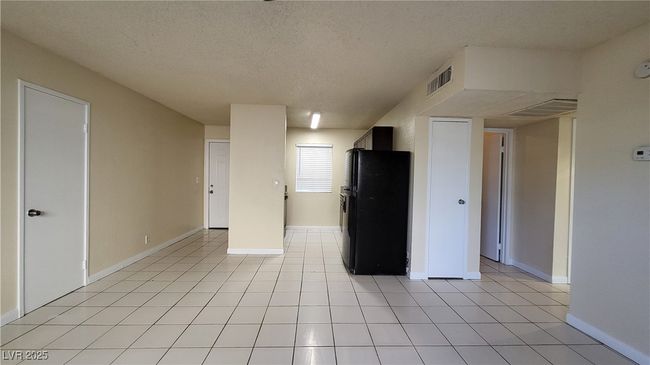 APT-5 - 218 E Merlayne Dr, Home with 2 bedrooms, 1 bathrooms and null parking in Henderson NV | Image 7